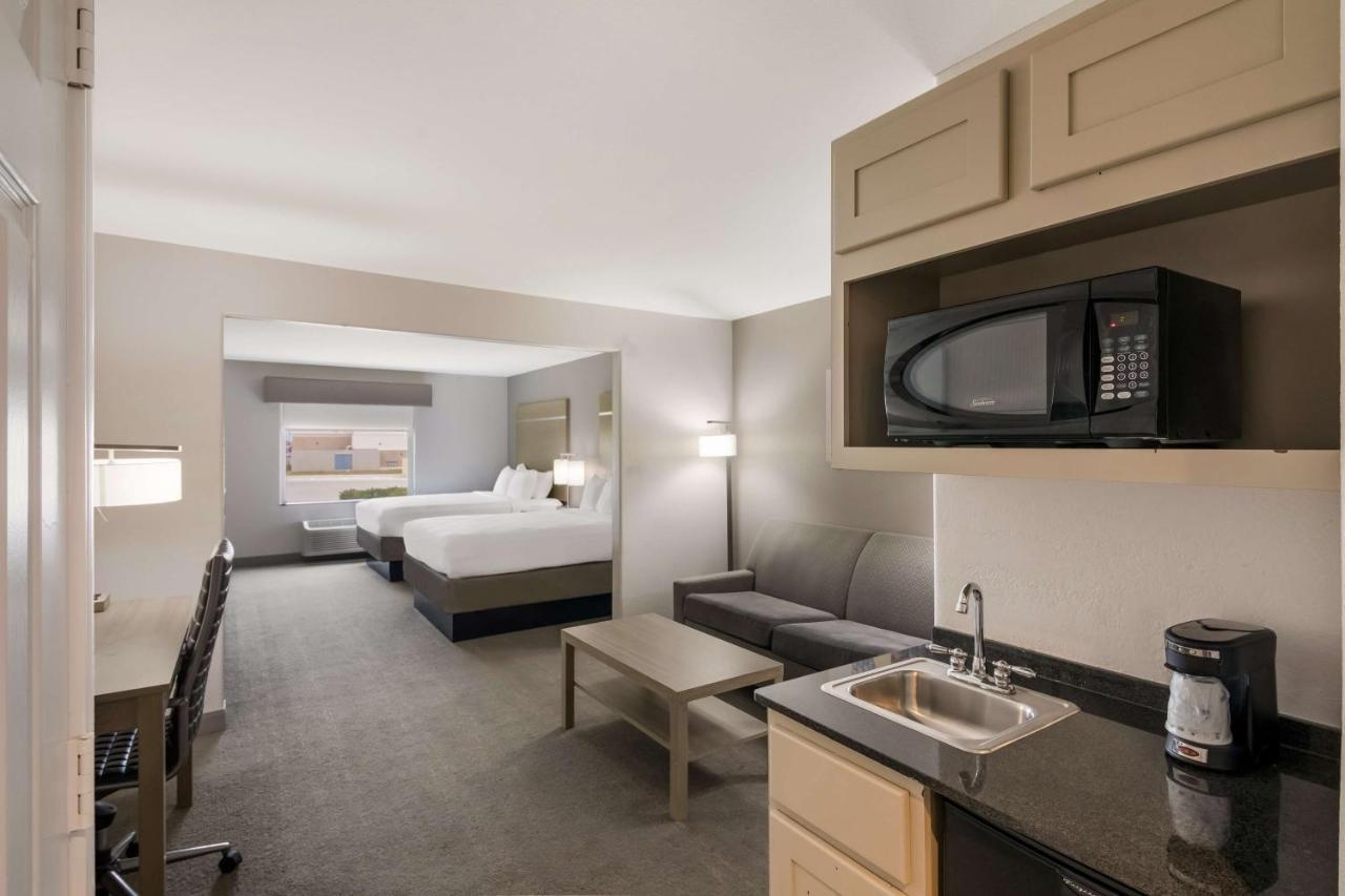 Best Western Plus Killeen - Fort Cavazos Hotel & Suites Exterior photo