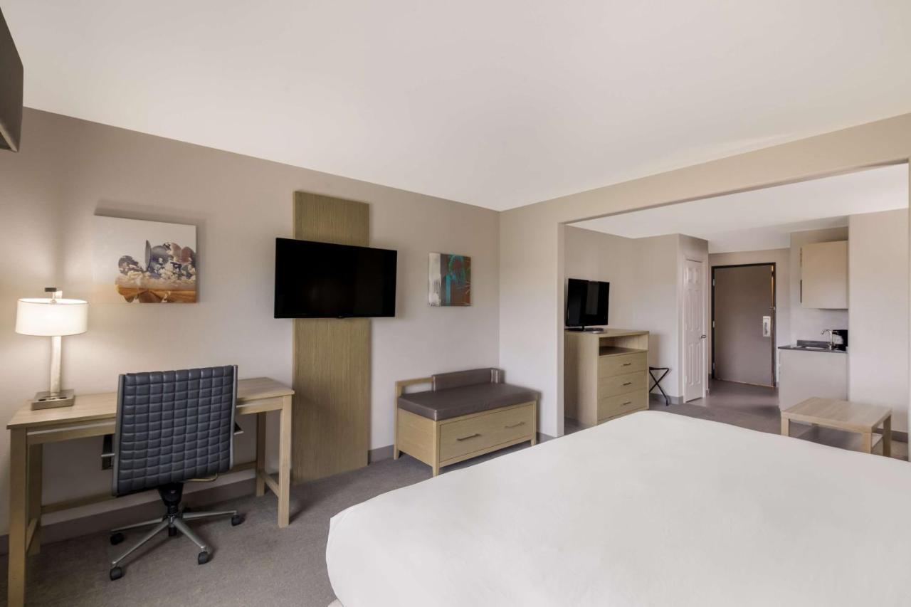 Best Western Plus Killeen - Fort Cavazos Hotel & Suites Exterior photo